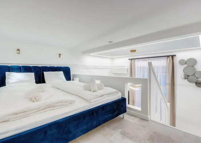 Modern Luxe Retreat