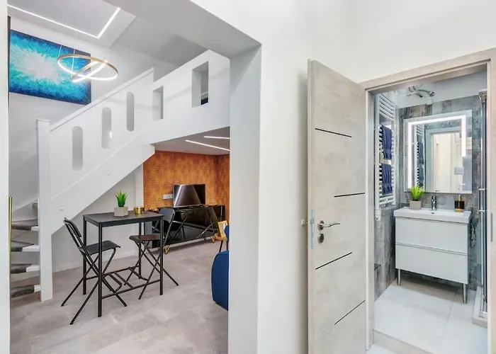 Modern Luxe Retreat * Budapest