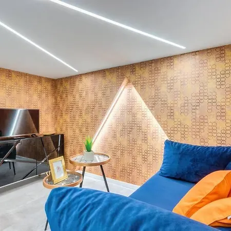 Modern Luxe Retreat Apartment
